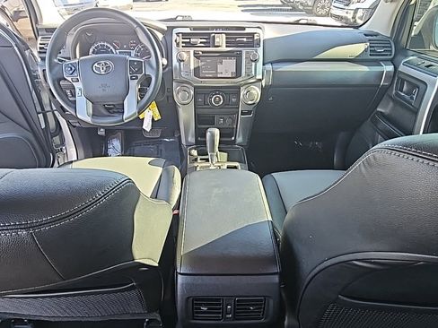 Used 2016 Toyota 4Runner SR5 image 13