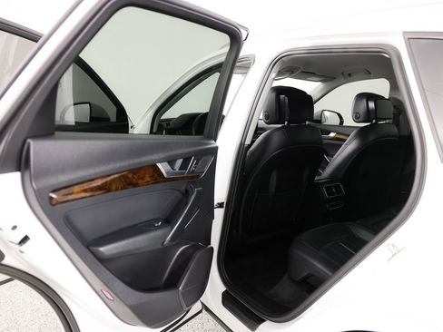 Used 2018 Audi Q5 2.0T Premium image 15