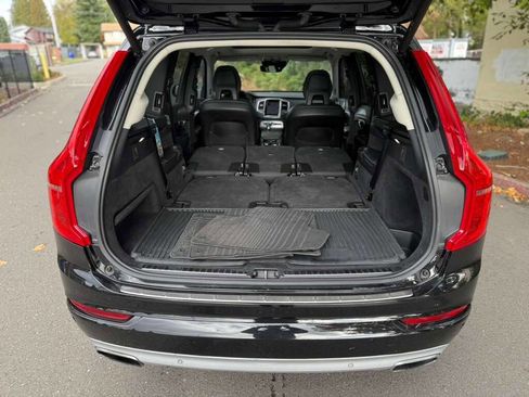 Used 2017 Volvo XC90 T6 Momentum w/ Vision Package image 33