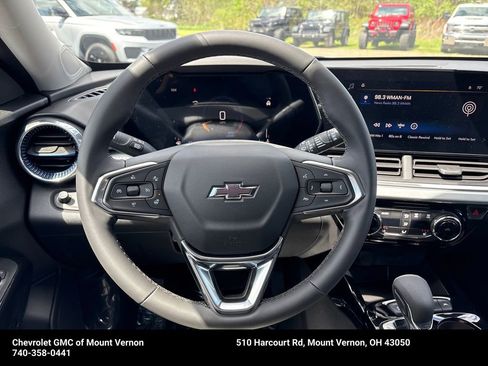 New 2026 Chevrolet Trax LT w/ Driver Confidence Package FWD image 16