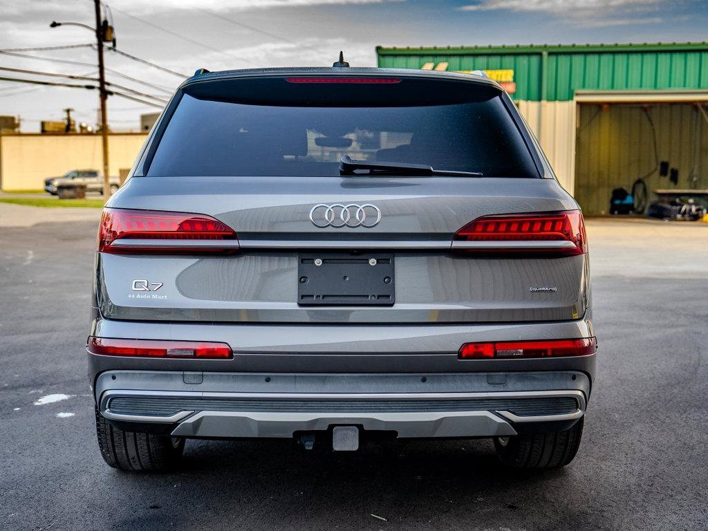 Used 2021 Audi Q7 3.0T Premium Plus w/ Premium Plus Package AWD/4WD image 3