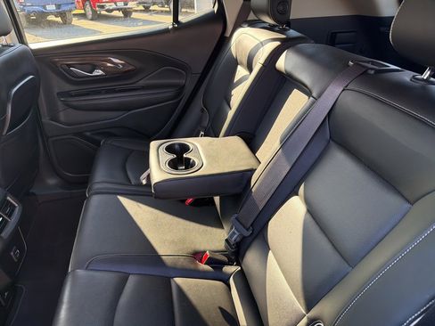 Used 2019 GMC Terrain Denali w/ Advanced Safety Package image 28