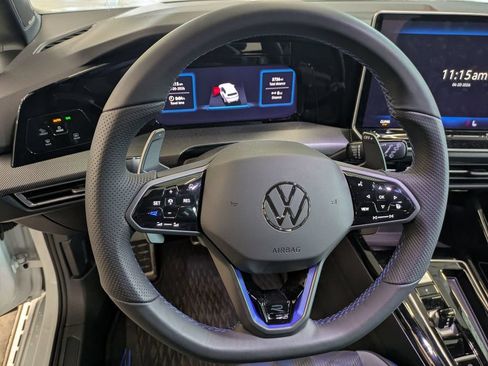 Used 2025 Volkswagen Golf w/ Euro Style Package AWD/4WD image 17