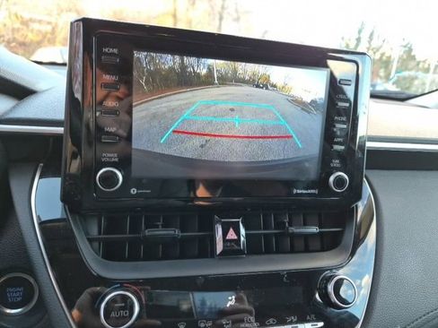 Used 2022 Toyota Corolla Cross LE image 25