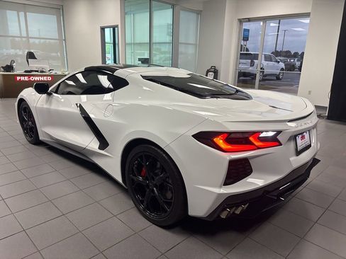Used 2022 Chevrolet Corvette Stingray Coupe w/ 1LT RWD image 7