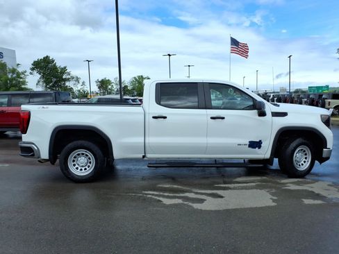 Used 2024 GMC Sierra 1500 Pro w/ Pro Value Package AWD/4WD image 2