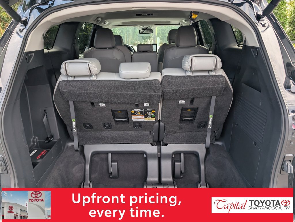 Used 2026 Toyota Sienna XLE FWD image 10