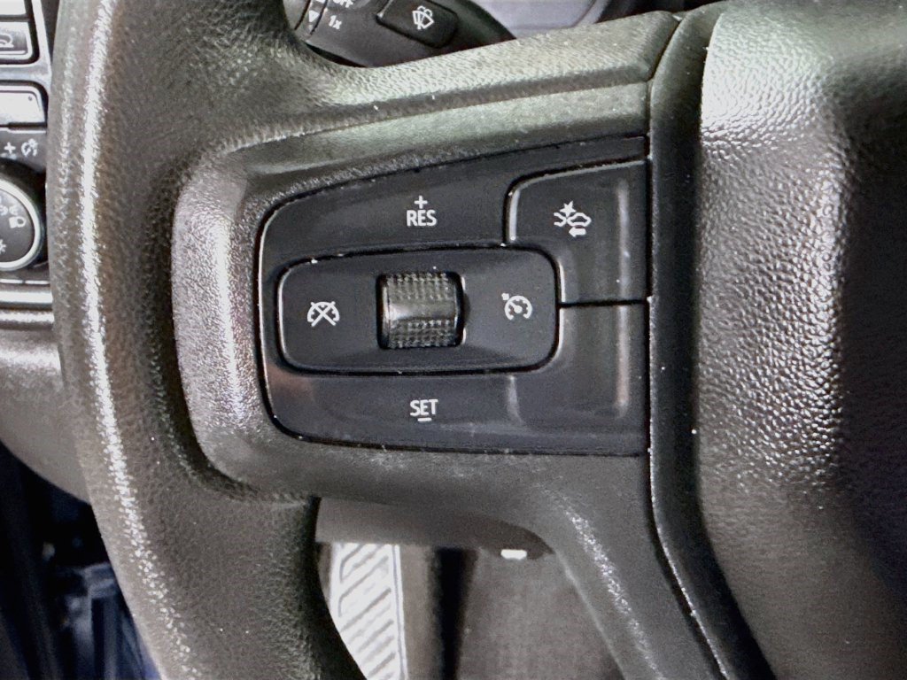 Used 2022 Chevrolet Silverado 1500 Custom AWD/4WD image 13