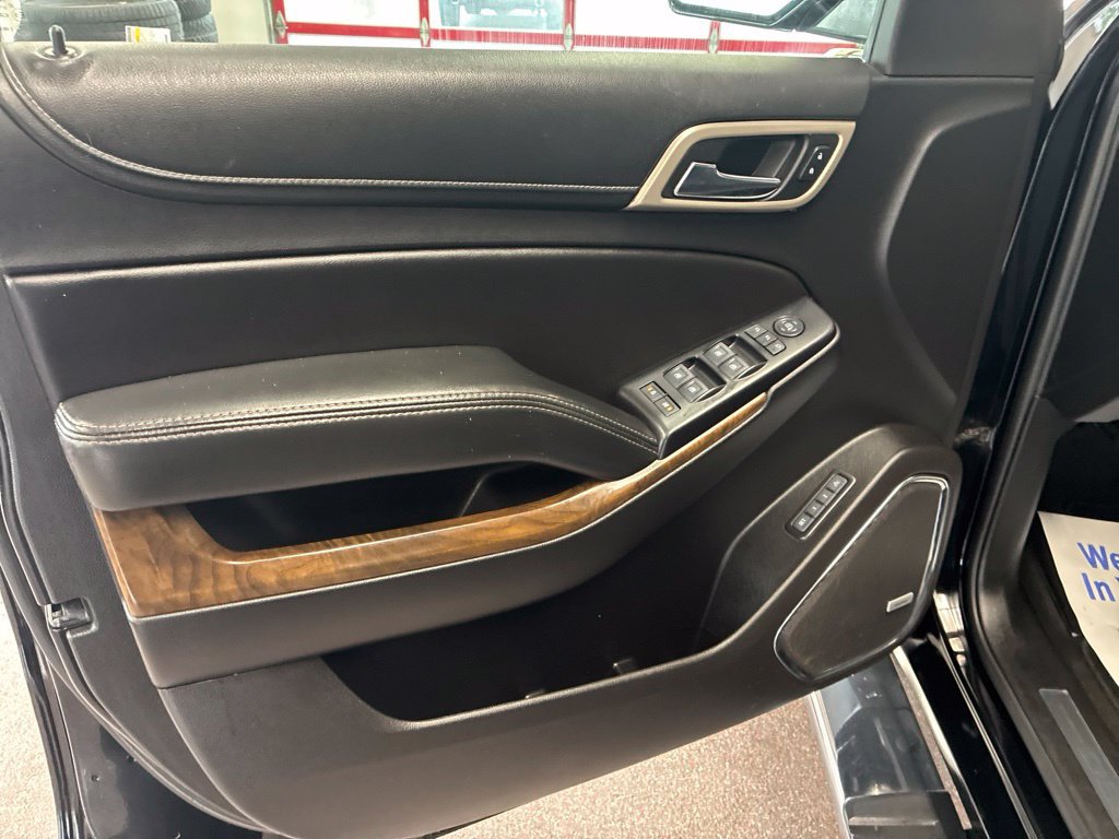 Used 2018 GMC Yukon Denali w/ Open Road Package AWD/4WD image 10
