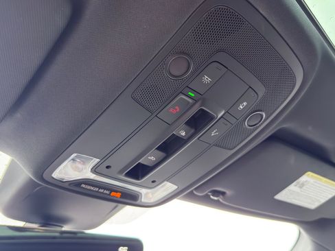 Used 2025 Audi Q3 2.0T Premium w/ Convenience Package image 23