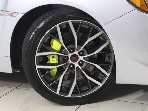 Used 2020 Subaru WRX STI AWD/4WD image 14