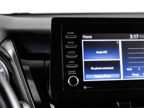 Used 2021 Toyota Camry SE image 20