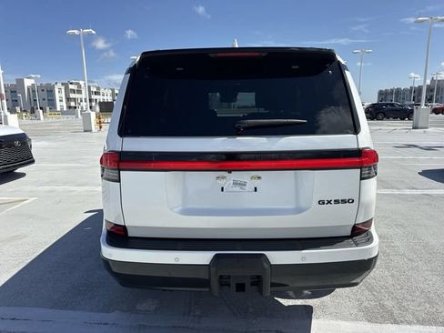 Used 2024 Lexus GX 550 w/ Accessory Package (Z1) AWD/4WD image 25