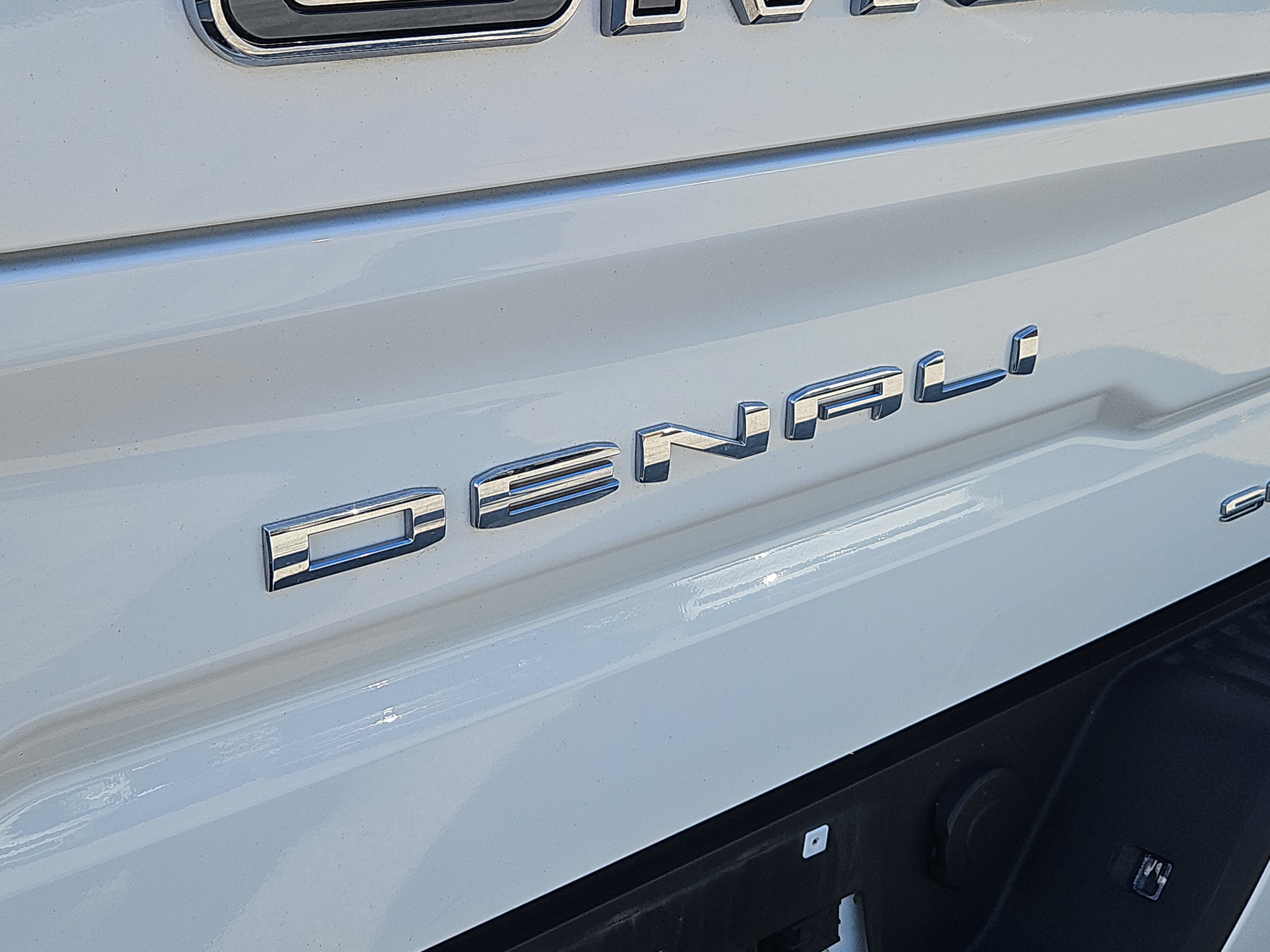 Used 2024 GMC Sierra 1500 Denali Ultimate AWD/4WD image 5