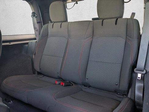 Used 2022 Jeep Wrangler Rubicon w/ Steel Bumper Group image 20