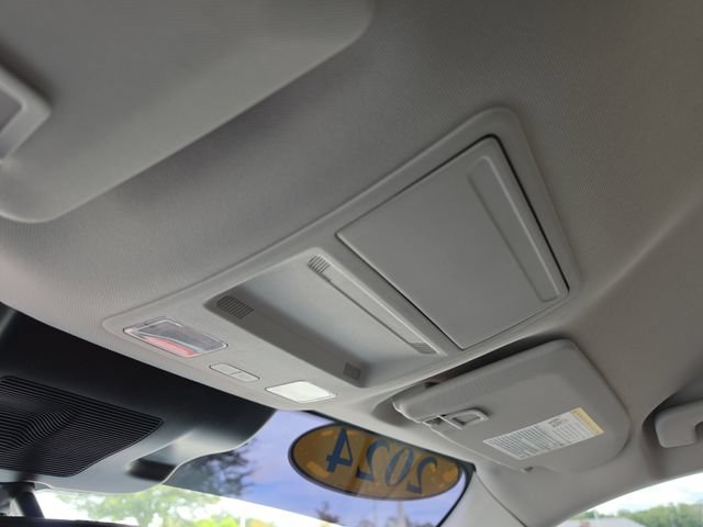 Used 2024 Ford Maverick Lariat FWD image 27