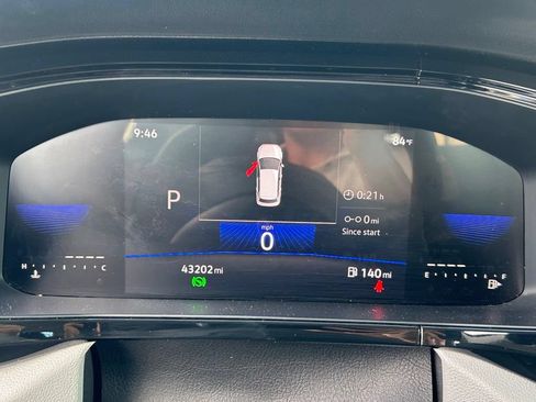 Certified 2023 Volkswagen Taos S FWD image 28