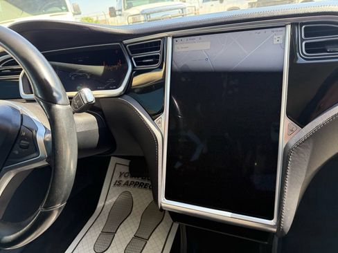 Used 2013 Tesla Model S RWD image 19