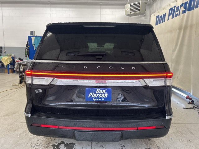 Used 2024 Lincoln Navigator L Reserve AWD/4WD image 5