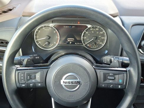 Used 2021 Nissan Rogue SV AWD/4WD image 19