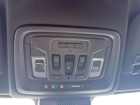New 2026 GMC Sierra 1500 AT4 w/ AT4 Premium Package AWD/4WD image 19