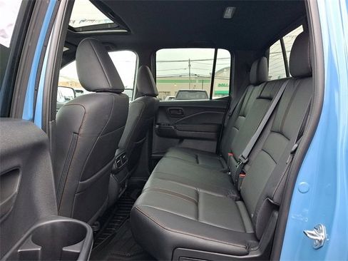 Certified 2025 Honda Ridgeline TrailSport+ image 10