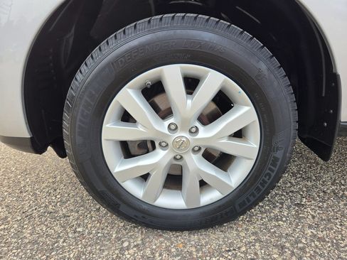 Used 2011 Nissan Murano S AWD/4WD image 19