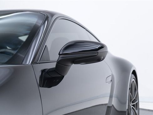 Used 2024 Porsche 911 Carrera RWD image 32