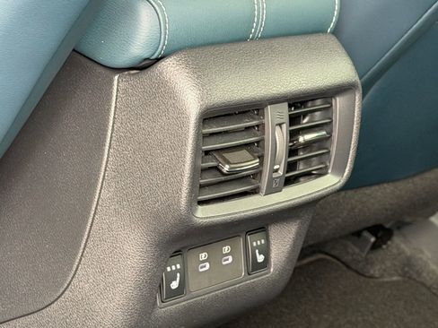 New 2026 Nissan Murano Platinum image 13