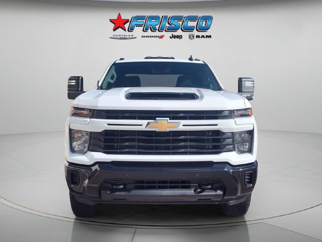 Used 2025 Chevrolet Silverado 2500 Custom w/ Custom Value Package AWD/4WD image 2