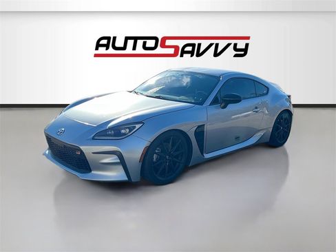 Used 2023 Toyota GR86 Premium w/ ALL Weather Mat Package (TMS) image 3