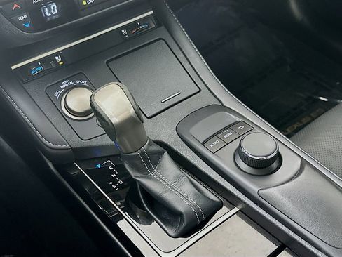 Used 2018 Lexus ES 350 w/ Premier Package FWD image 19