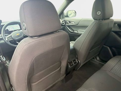 Used 2026 Chevrolet Equinox LT FWD image 13