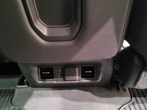 Used 2023 Chevrolet Silverado 1500 LT AWD/4WD image 21