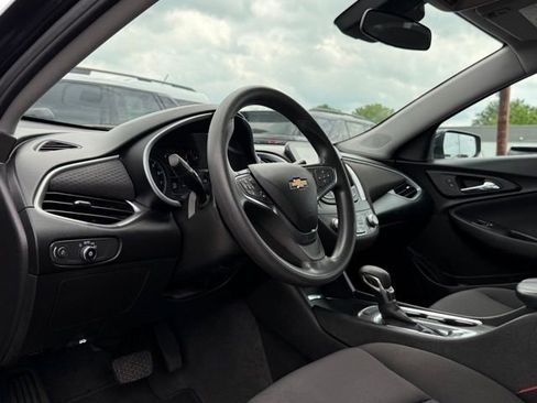 Used 2023 Chevrolet Malibu LT w/ Driver Confidence Package FWD image 14
