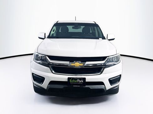 Used 2019 Chevrolet Colorado LT image 2