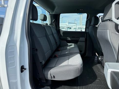 New 2026 Ford F250 XL w/ XL Chrome Package image 23