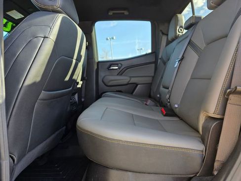 Used 2025 Chevrolet Colorado ZR2 w/ Technology Package image 26