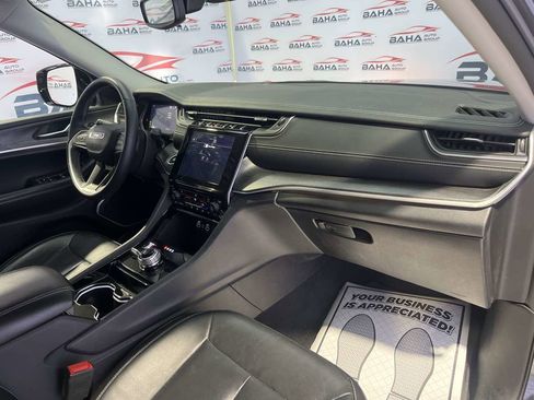 Used 2022 Jeep Grand Cherokee L Limited image 37