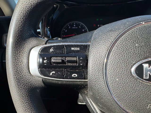 Used 2021 Kia K5 LXS FWD image 17