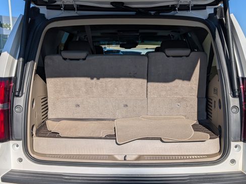 Used 2019 Chevrolet Tahoe LT image 28