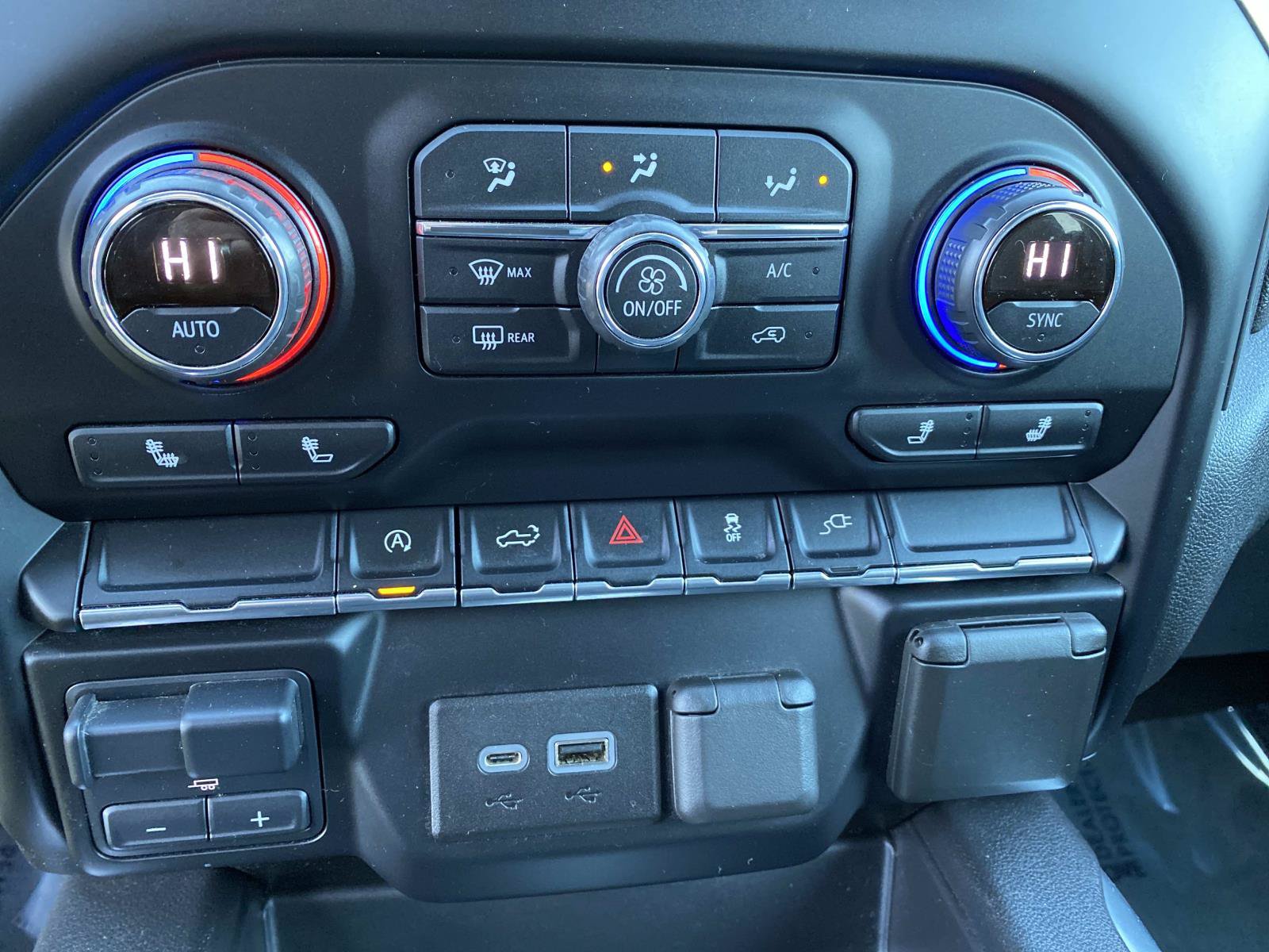 Used 2020 Chevrolet Silverado 1500 RST w/ All-Star Edition AWD/4WD image 14