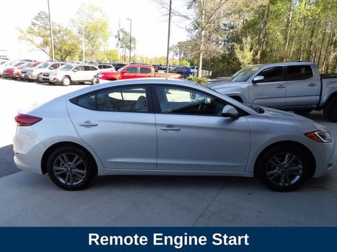 Used 2018 Hyundai Elantra SEL FWD image 4