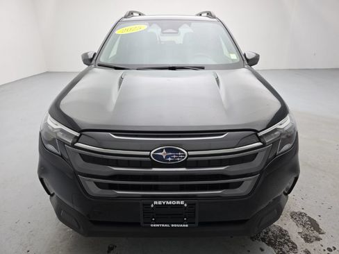 Used 2025 Subaru Forester Premium AWD/4WD image 4