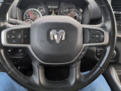 Used 2021 RAM 1500 Big Horn AWD/4WD image 12