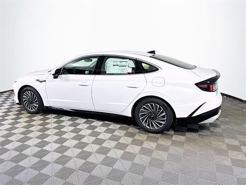 New 2025 Hyundai Sonata SEL image 6