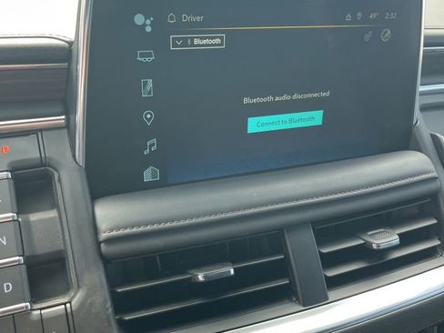 Used 2024 Chevrolet Tahoe High Country image 12