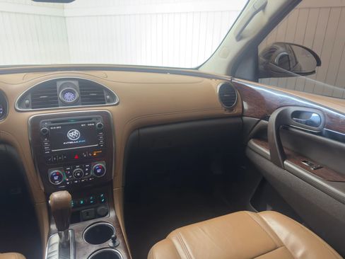 Used 2015 Buick Enclave Leather FWD image 17