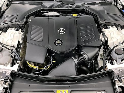 Used 2026 Mercedes-Benz CLE 300 4MATIC Cabriolet image 9