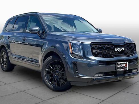 Used 2022 Kia Telluride SX w/ SX Prestige Package AWD/4WD image 3